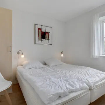 "Hermann" - 100m from the Sea