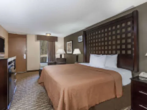 Super 8 by Wyndham Atoka Hoteles en Atoka