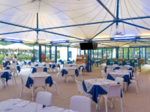 Camping Village Laguna Blu Hotels in Fertilia