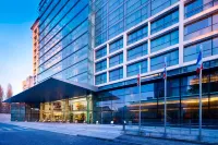 Sheraton Porto Hotel & Spa Hotels near Observatório Das Aves
