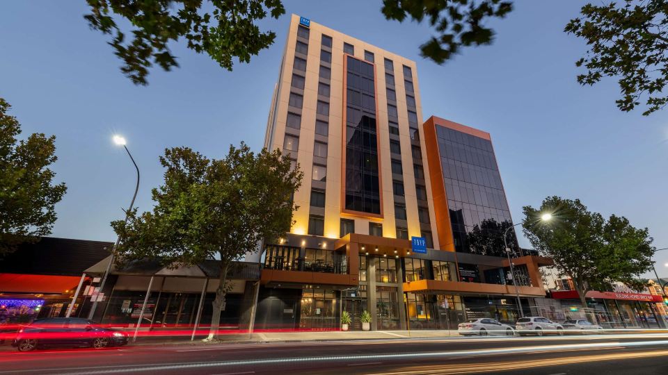 Tryp by Wyndham Pulteney Street Adelaide