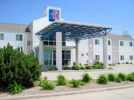 Motel 6 Avoca, IA Отели в г. Поттаватоми