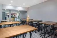 Microtel Inn & Suites by Wyndham Stockbridge/Atlanta I-75 - breakfast