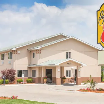 Super 8 by Wyndham Owensboro