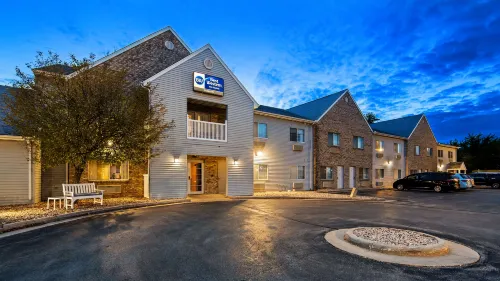 Best Western Dodgeville Inn  Suites - Bintang 3