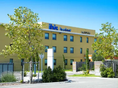 Ibis Budget Castelnaudary - A61 Hotels in Montferrand