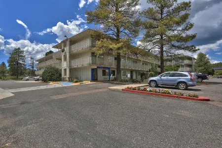 Motel 6 Flagstaff, AZ - West - Woodland Village