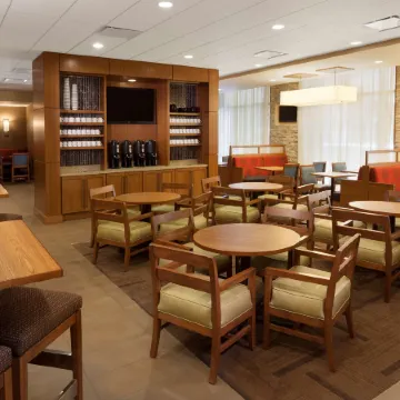 Hyatt Place Austin Downtown