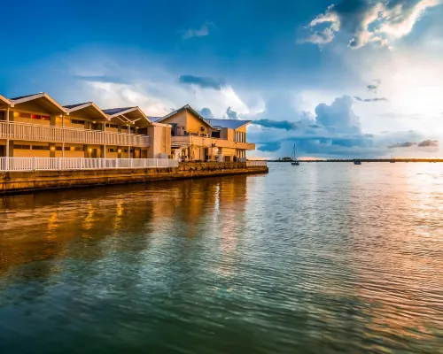 Best Western Plus Yacht Harbor Inn Hotels in Dunedin