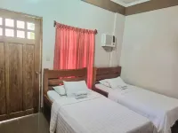 Baywalk Garden Pension House Hotel a Masbate