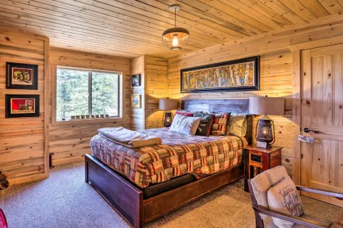 Jefferson Cabin w/ Fire Pit: Near Hiking Trails! - 3-Star
