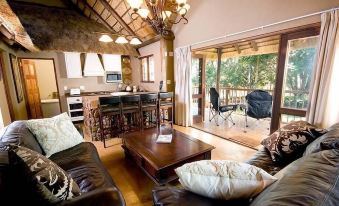 Caracal Lodge