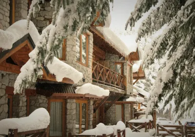 Ona Apart Hotel and Spa Hotels near Isla Victoria
