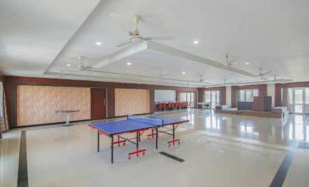 Capital O 30441 Hotel Durgada Siri - Housity