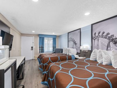Super 8 by Wyndham Kissimmee/Orlando