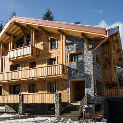 Chalet Sur les Monts Morzine Hotels near Plateau