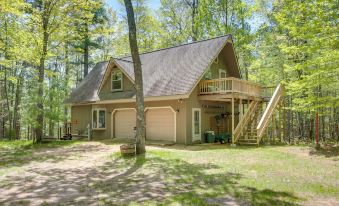 Three Lakes Home, Walk to Virgin Lake - Housity