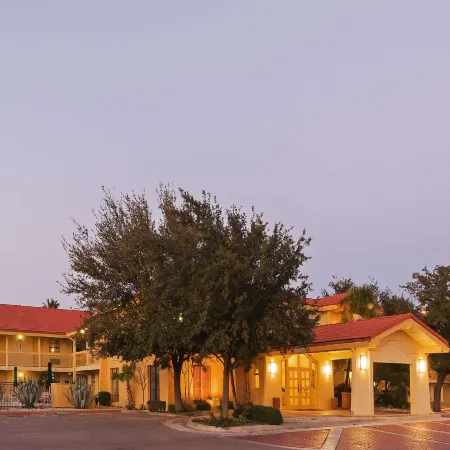 La Vista Express - Formerly la Quinta