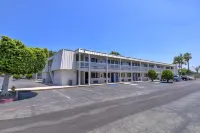 Motel 6 Claremont, CA Hotels near Harvey Mudd College