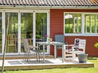 "Momo" - 570m from the Sea