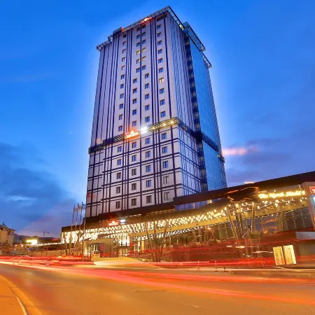 Tryp by Wyndham Istanbul Basin Ekspres