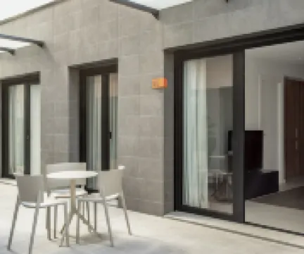 EUROPA BARCELONA APARTMENT Hotels near L'Hospitalet de Llobregat