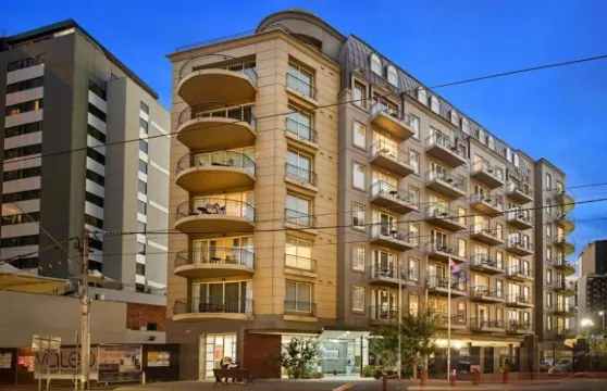 南雅拉中央公寓酒店