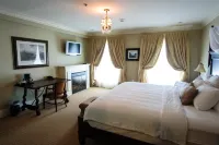 Niagara Crossing Hotel and Spa Hotels in Lewiston