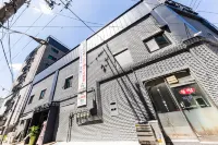 Reunion Hotel Piano Hotels in Jungnang-gu