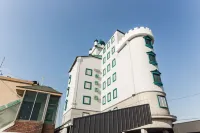 Yongin Yangji Hotel Casa Hotels near Seongu Bowlingjang