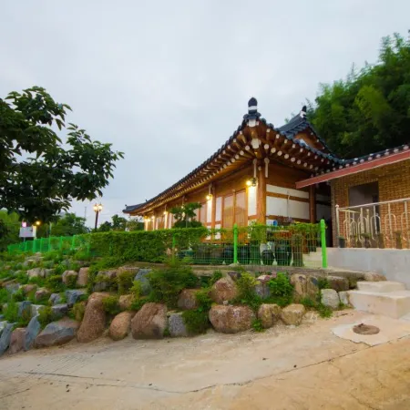Suncheon Bay Minsok Hanok Pension