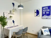 Xiaohuang's Oh Homestay (Emeishan Road)