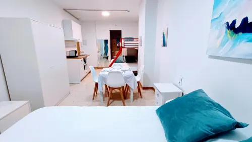 Hostal Estudios Hotels in Alella