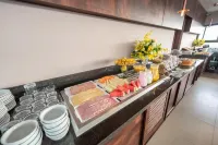 Via Garden Varginha Hotel - breakfast