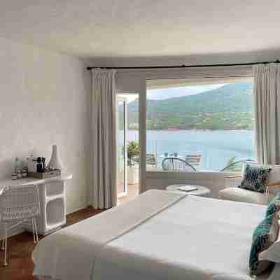 A’mare Corsica Seaside Small Resort Rooms