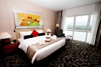 V Plaza Hotel