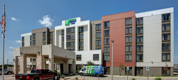 Holiday Inn Express & Suites DALLAS FT. WORTH AIRPORT SOUTH by IHG Hotels in Irving