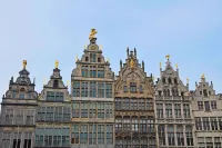 Leonardo Hotel Antwerpen Hotels near Stampe & Vertongen Museum