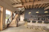 Bowline Hotel - Bares