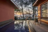 Mandrem Beach Resort, A Member of Radisson Individuals - Beach