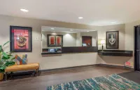 Motel 6 Suites Chicago Lisle IL - 2-Star