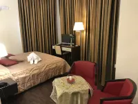 Gullo Hotel - Parkplatz