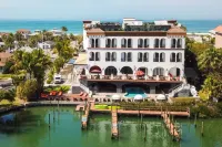 더 호텔 자모라 Dolphin Landings Charter Boat Center 주변 호텔