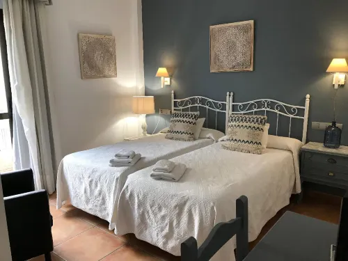 Macavi Hotels in Rota