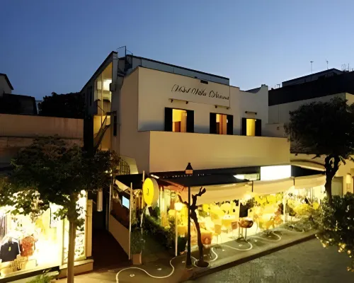 Villa Diana - Beach & Rooms Hotels in Ischia