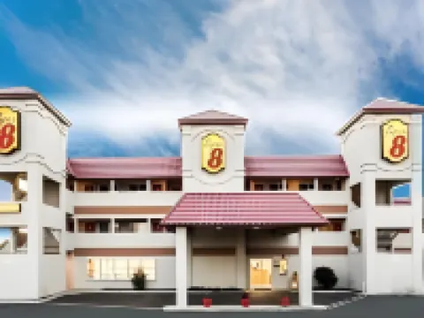 Super 8 by Wyndham Fernley - 2 étoiles