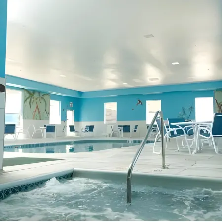 Holiday Inn Express & Suites BLOOMINGTON - NORMAL by IHG