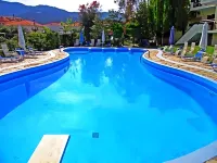 Macedon - Pool