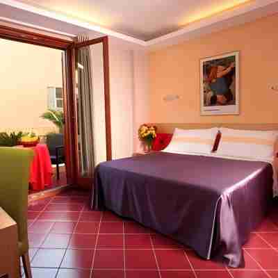 Hotel Diana Rooms