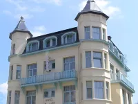 Hotel Georges Hotels in Де Хан